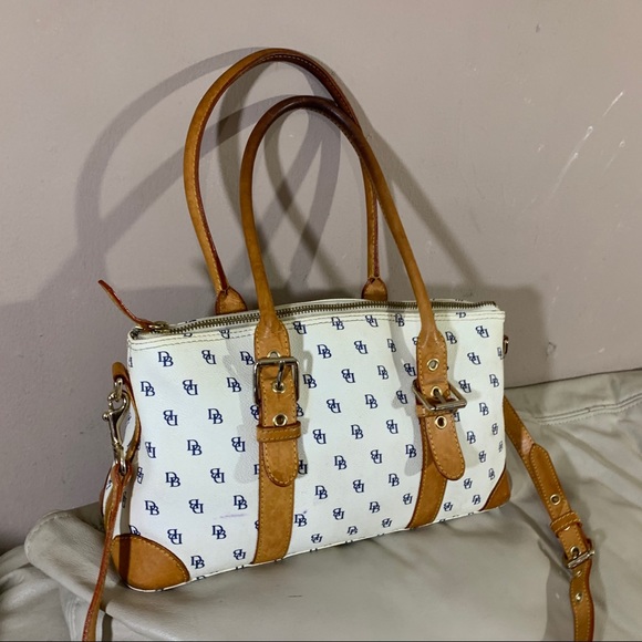Dooney & Bourke White Leather Domed Satchel Bag - Picture 2 of 15